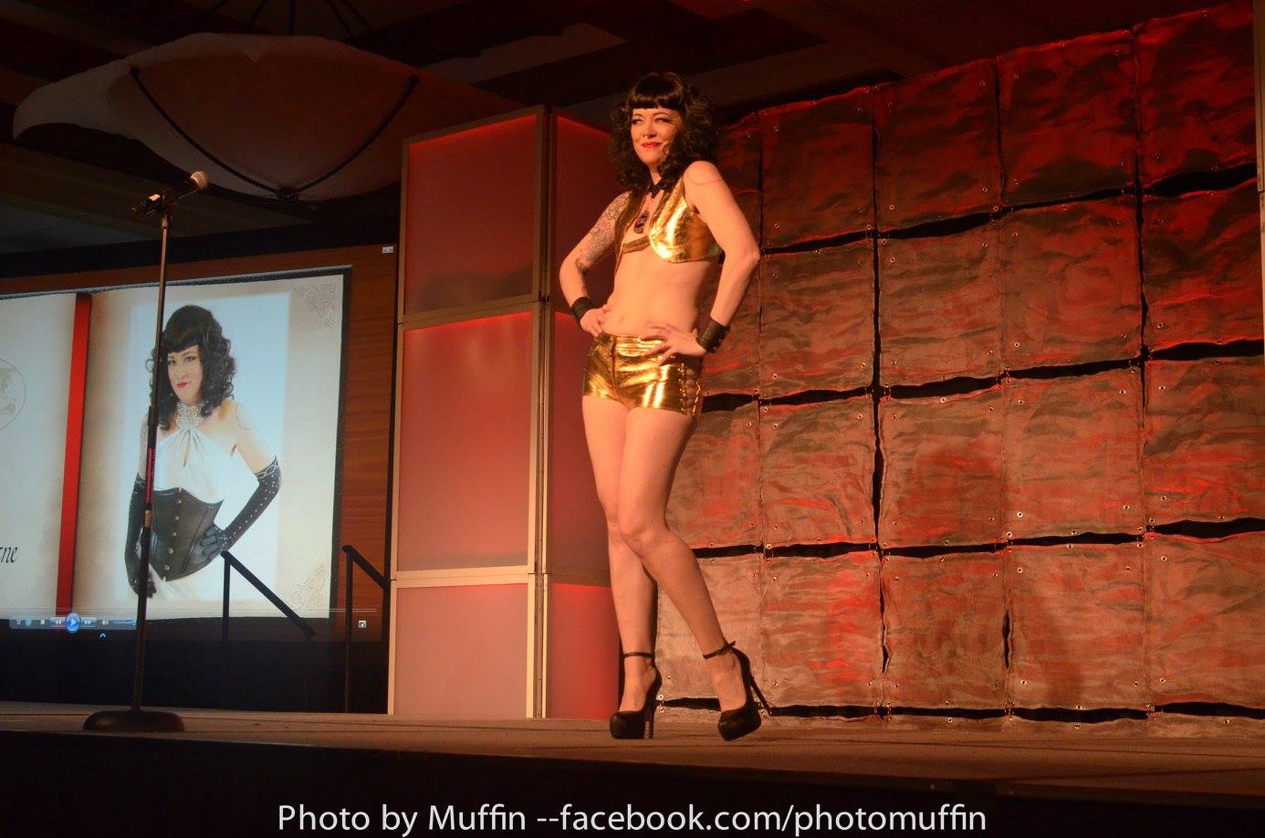 Lascivious's Golden Bolero & Booty Shorts - Image 10