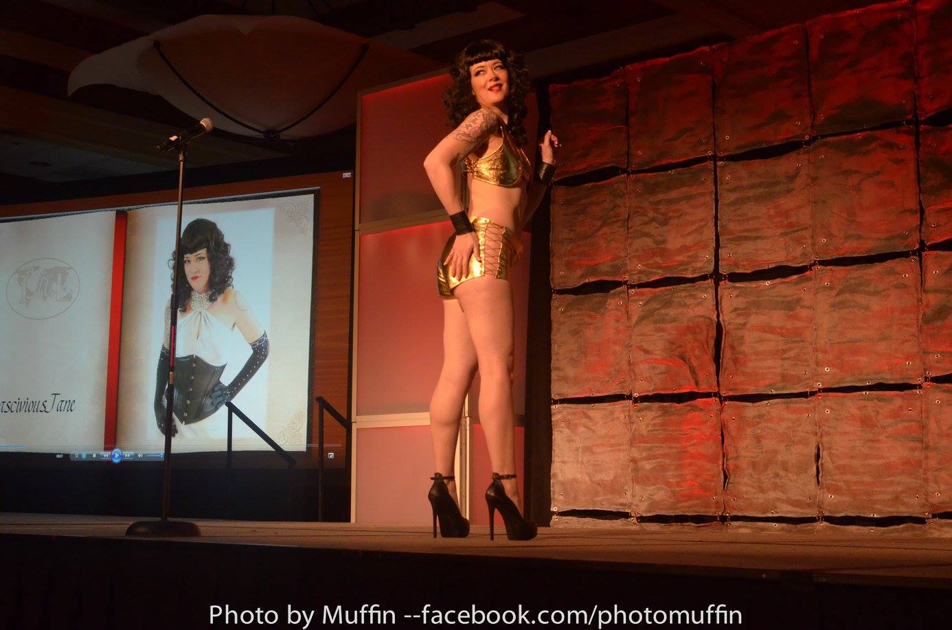 Lascivious's Golden Bolero & Booty Shorts - Image 11