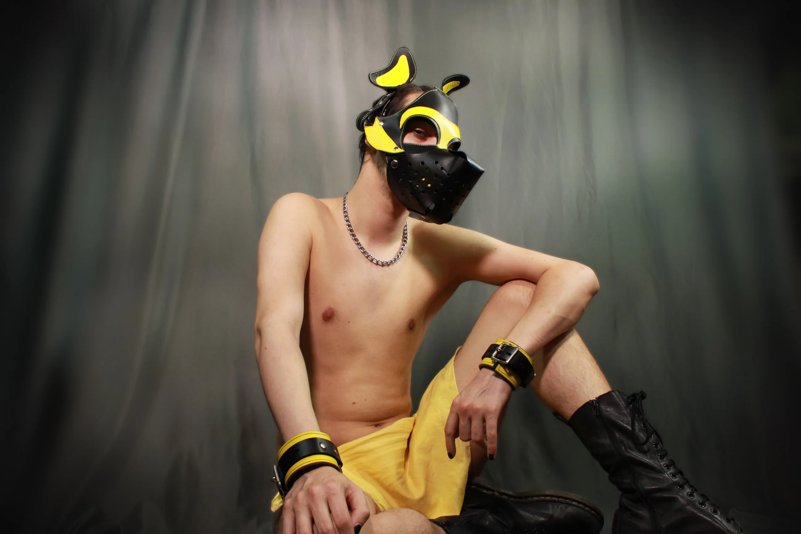 Husky Pup Hood with Removable Muzzle - Image 14