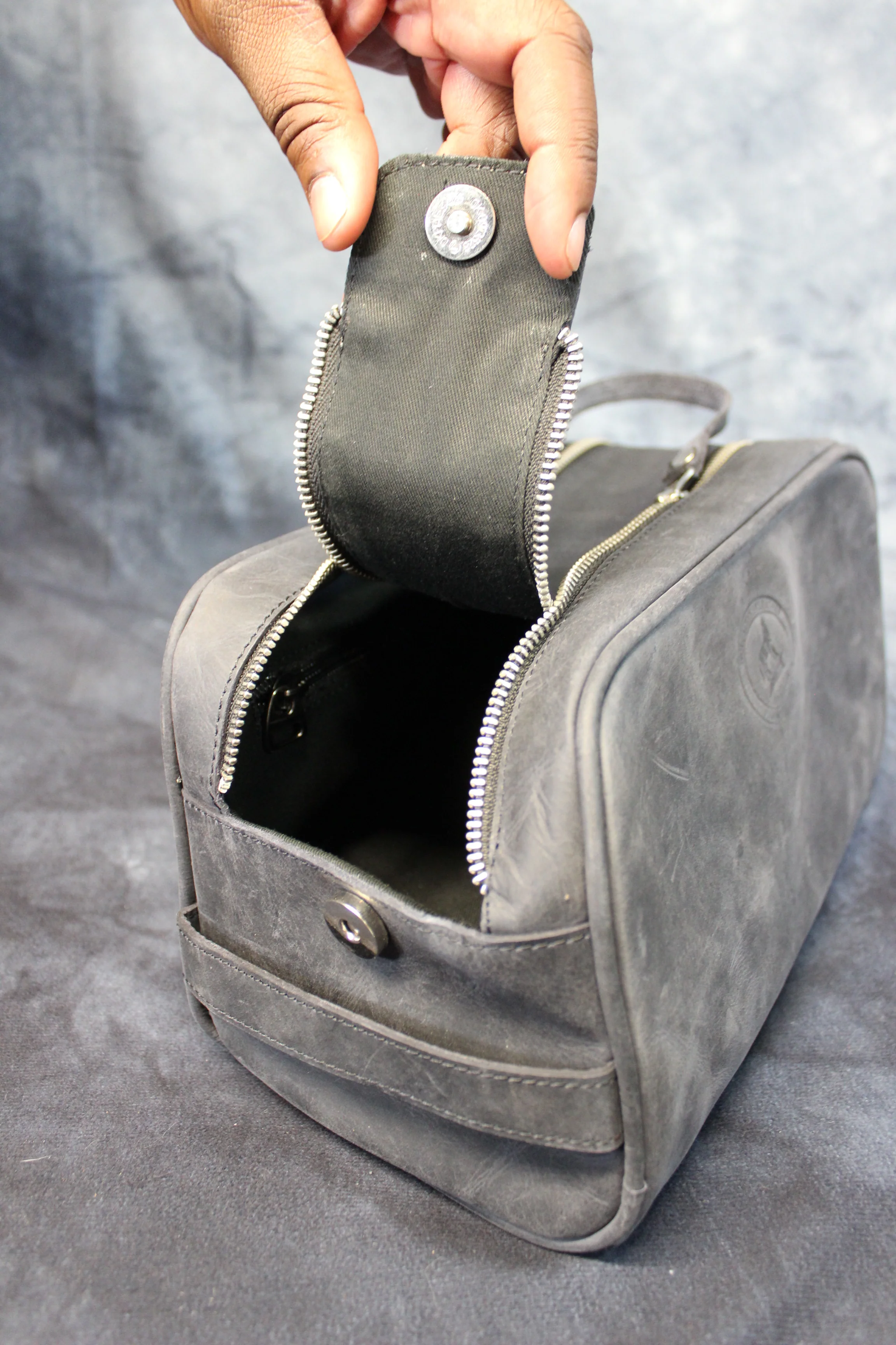 Leather Dopp Kit - Image 11