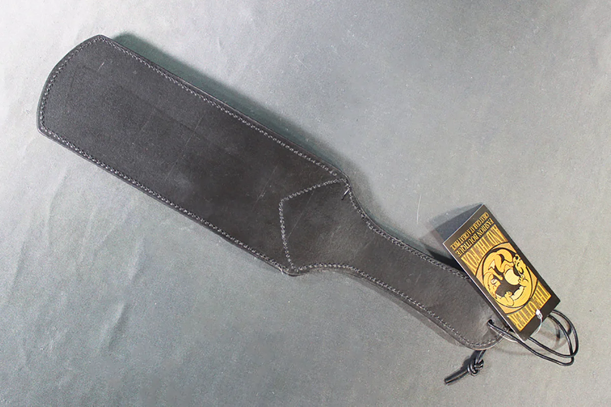 Padded Leather Paddle by The Otter and The Fox - Image 3