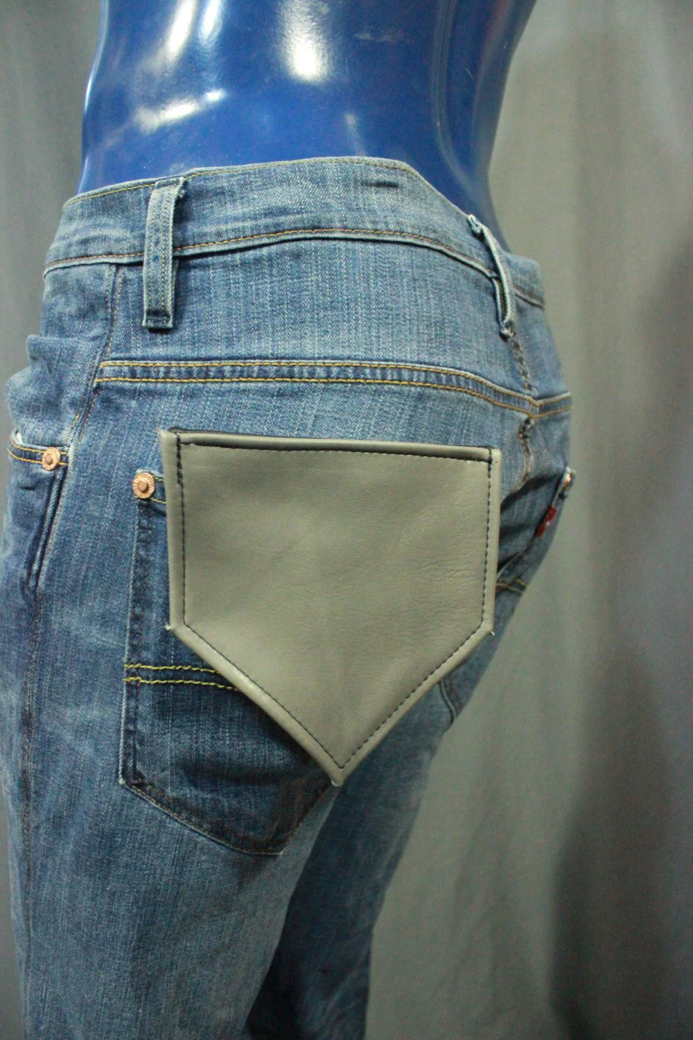 Solid Color Leather Pocket Flag - Image 10