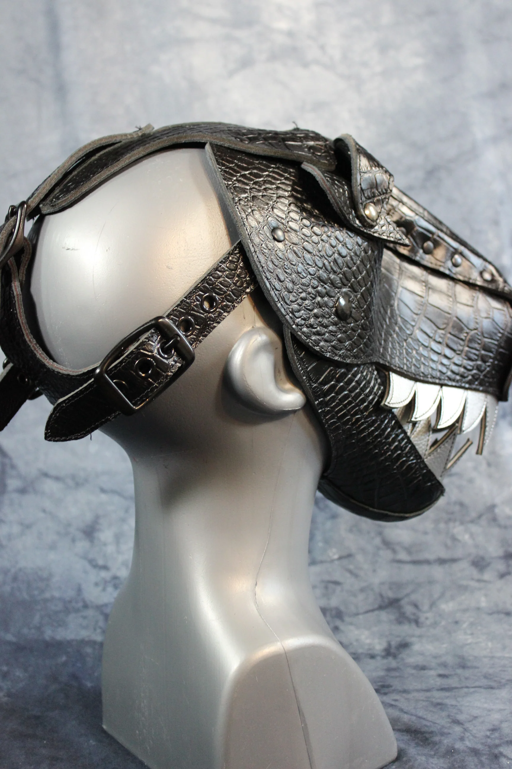 T-Rex Hood - Image 12