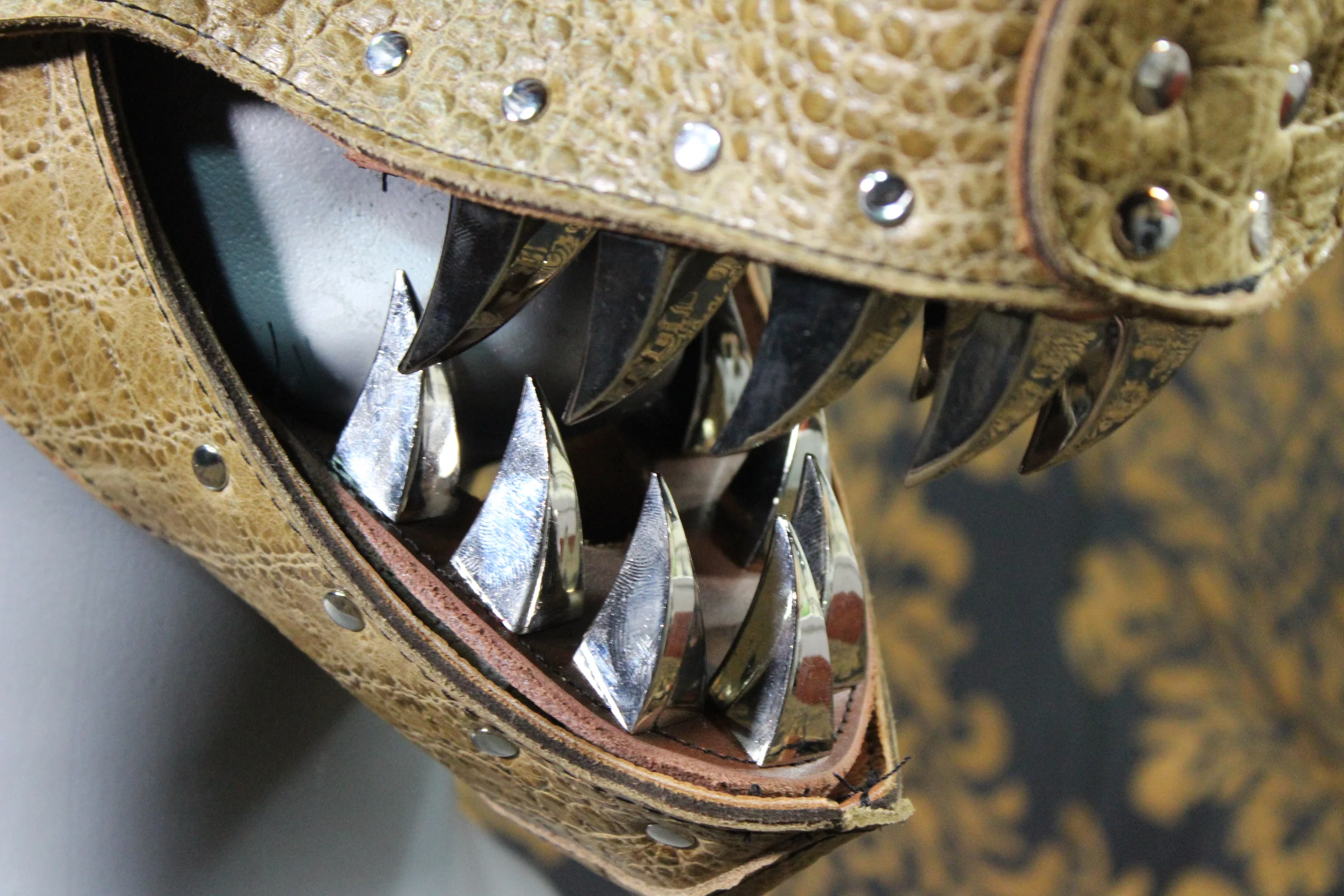 T-Rex Hood - Image 8